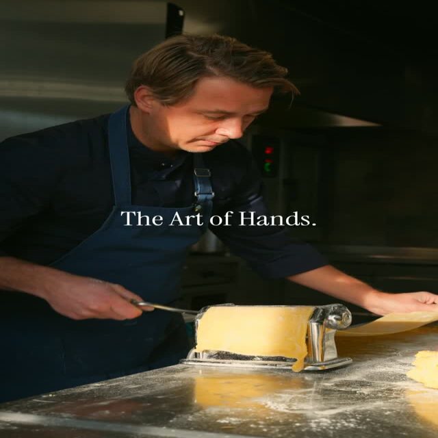 The art of hands✨ Reserve your table now via the link in bio. #fico #utrecht